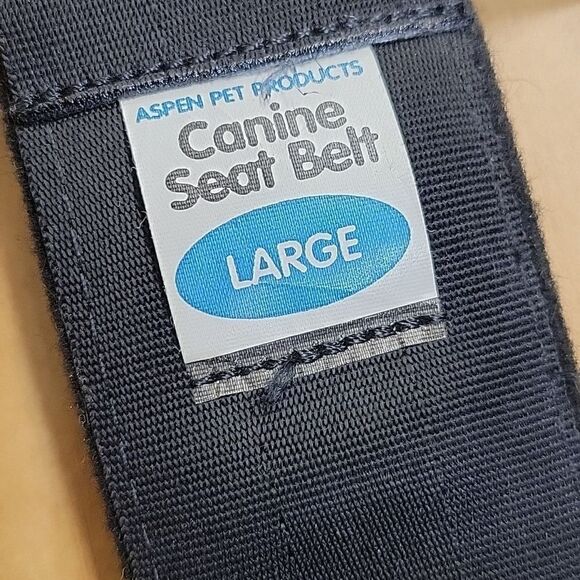 Large dog seat belt, harness, lead and night vest for the walker - Picture 3 of 6